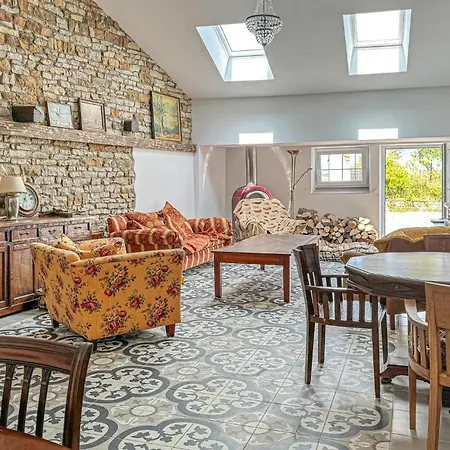 Beautiful In With Wifi * Pressigny (Haute-Marne)